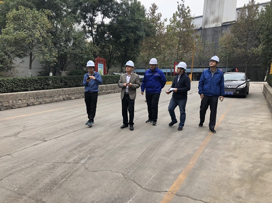 區(qū)應(yīng)急管理局到魯中水泥檢查安全生產(chǎn)70