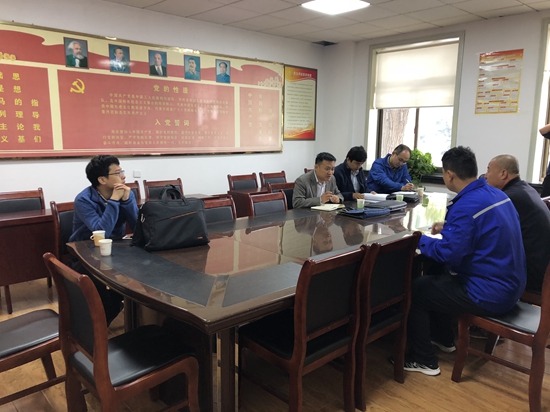 區(qū)應(yīng)急管理局到魯中水泥檢查安全生產(chǎn)70