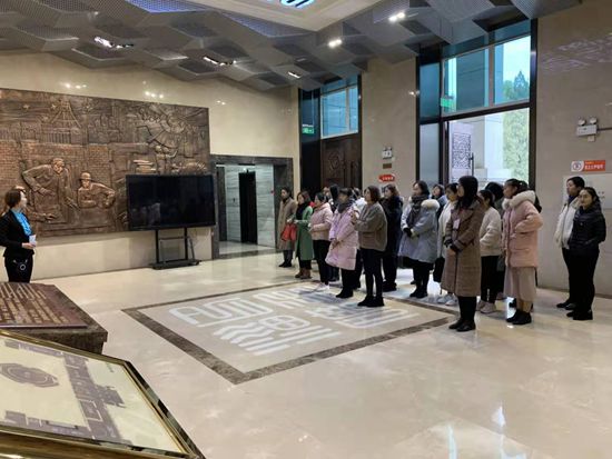 集團參加區(qū)開放式組織生活輔導教師專題培訓3