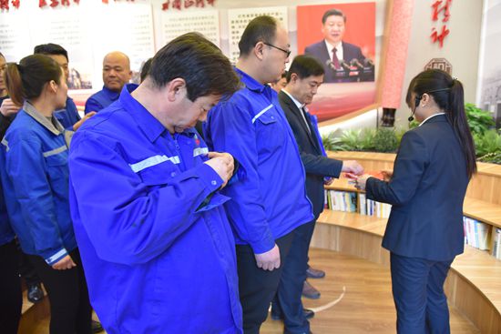 抓實(shí)主題教育 筑牢信仰之基 ——集團(tuán)機(jī)關(guān)黨支部、重山思沃瑞全體黨員走進(jìn)“初心學(xué)堂”參觀學(xué)習(xí)68