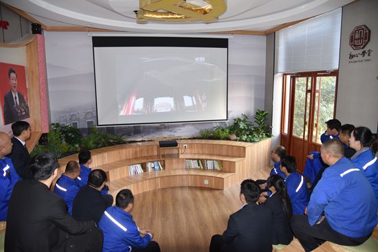 抓實(shí)主題教育 筑牢信仰之基 ——集團(tuán)機(jī)關(guān)黨支部、重山思沃瑞全體黨員走進(jìn)“初心學(xué)堂”參觀學(xué)習(xí)68