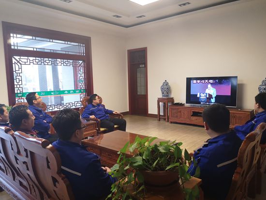 魯中水泥銷售公司召開市場(chǎng)分析會(huì)17