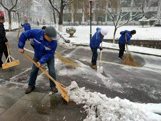 大修進(jìn)行時，這里有一群可愛的重山人......41