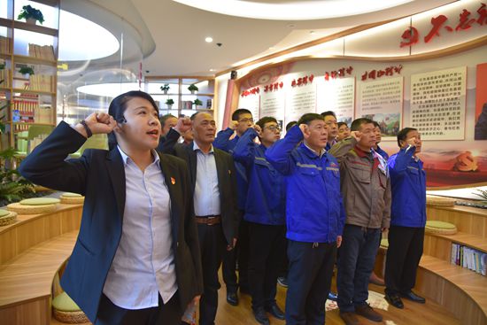 開展主題黨日活動(dòng) 提升黨性修養(yǎng) ——魯中水泥、南韓學(xué)校黨支部黨員走進(jìn)初心學(xué)堂64