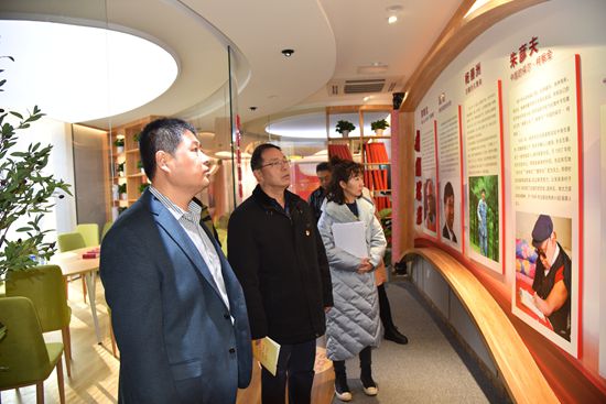 開展主題黨日活動(dòng) 提升黨性修養(yǎng) ——魯中水泥、南韓學(xué)校黨支部黨員走進(jìn)初心學(xué)堂64