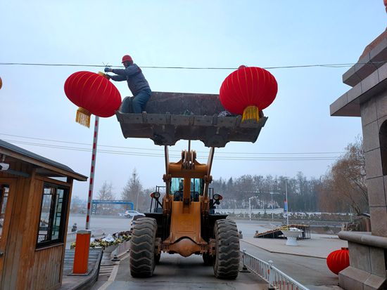 大紅燈籠高高掛 喜氣洋洋過春節(jié)68