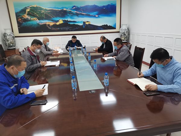 腳踏實地守初心  立足崗位履使命  ——重山光電、集團機關黨支部組織召開一季度黨員大會59