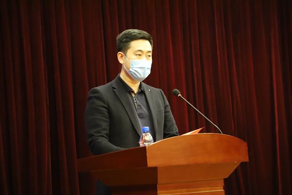 李哲當(dāng)選羅村鎮(zhèn)青年人才協(xié)會會長 26