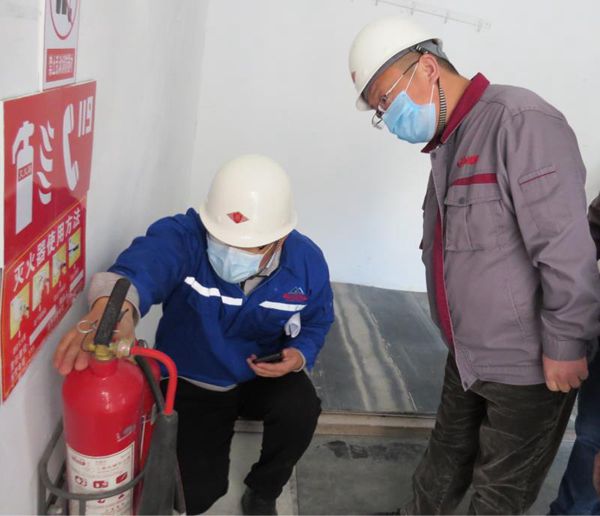 集團領導到黃驊三陽指導工作21