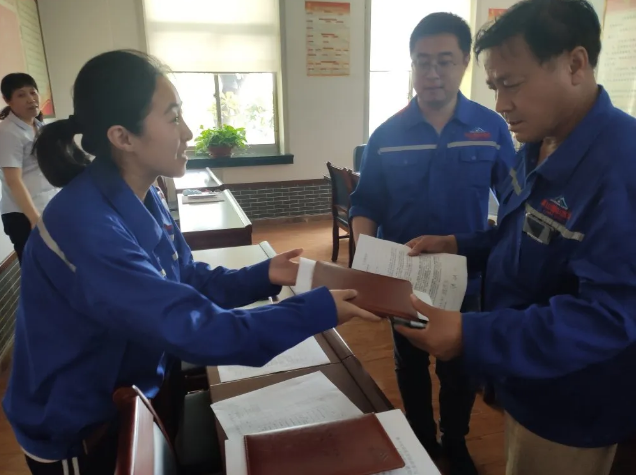 同頻共振學(xué)思想 凝心聚力創(chuàng)氛圍6