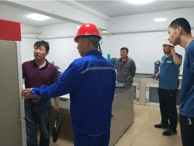 市、旗市場(chǎng)監(jiān)督管理局到魯蒙水泥進(jìn)行質(zhì)量檢查71