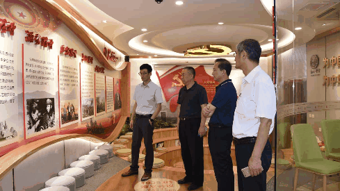 市委黨校到集團(tuán)調(diào)研講黨課81