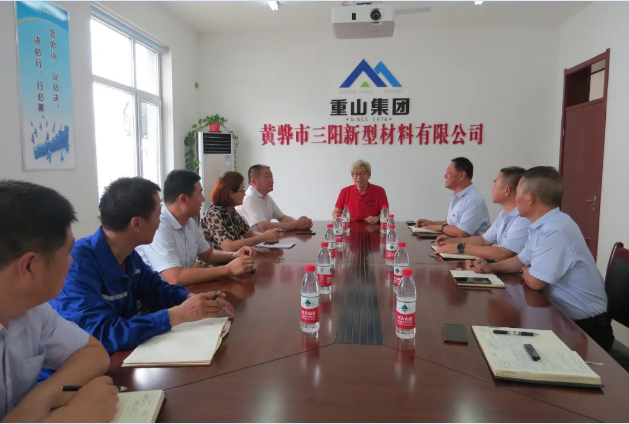 集團(tuán)發(fā)展促進(jìn)委員會到魯蒙公司和黃驊三陽公司考察調(diào)研83