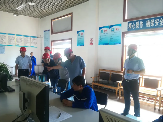 上海國惠環(huán)?？萍嫉郊瘓F參觀考察77