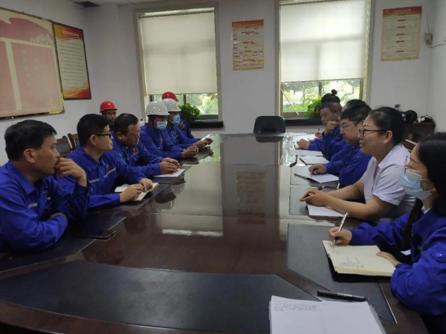 魯中水泥行管科室召開勞保護(hù)品動(dòng)員會(huì)78