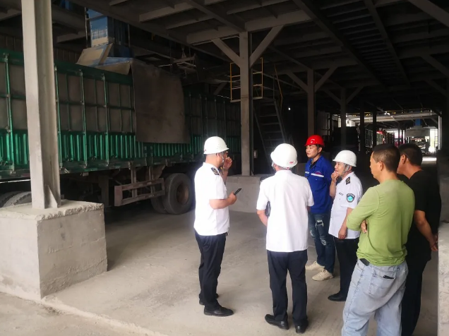 巴林左旗衛(wèi)健委到魯蒙公司檢查工作27