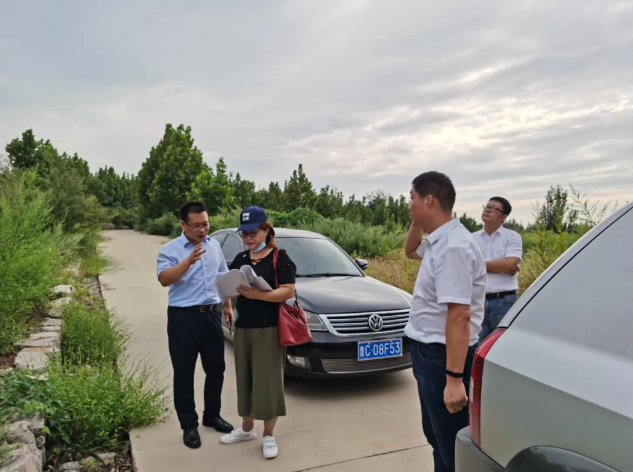 省委黨校到集團(tuán)調(diào)研礦坑修復(fù)情況20