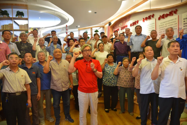 南韓村黨員走進重山集團開展主題黨日活動99