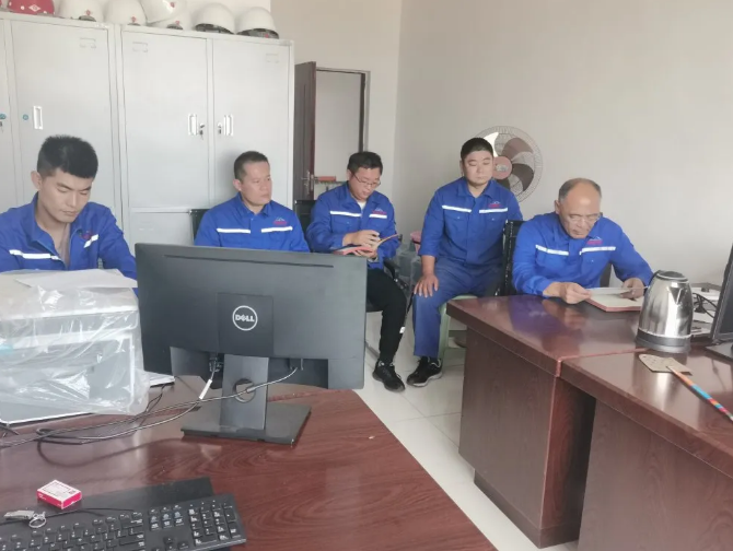 螢澤礦業(yè)組織“致良知”集體學(xué)習(xí)49