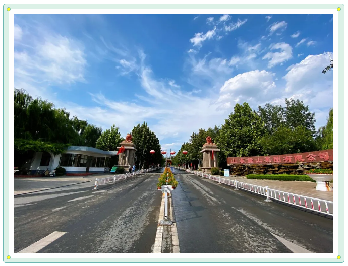 重山影像|藍(lán)天白云下的綠色重山8