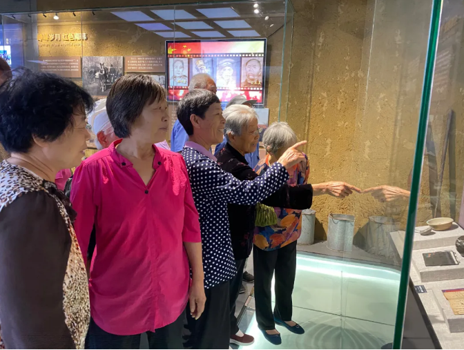 重山集團“企業(yè)開放日”活動熱情不減68