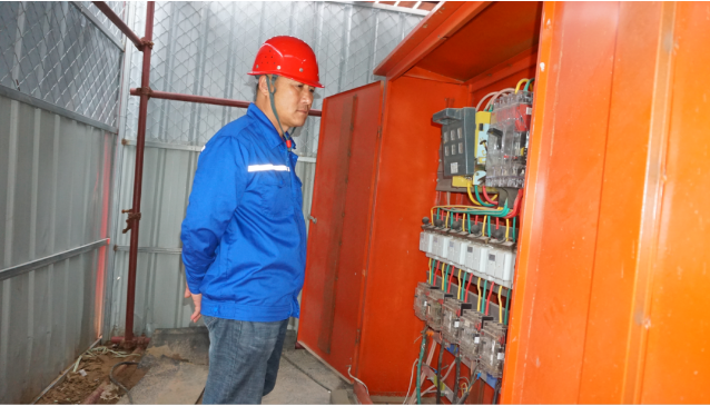 重山人·重山事|沒有等出來的精彩 只有干出來的輝煌 ——記鵬峰化工項目部機電主任崔立標73