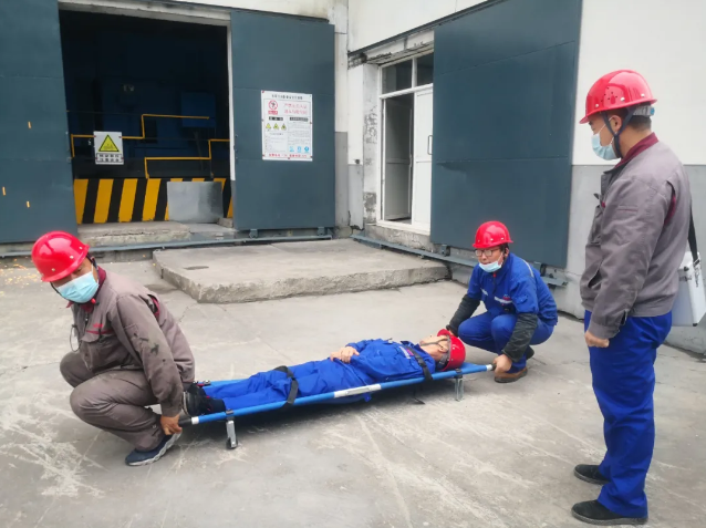 魯蒙水泥開(kāi)展綜合應(yīng)急演練16