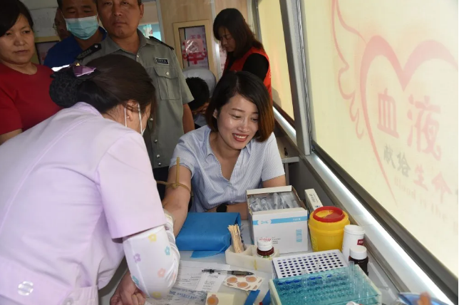 濃情熱血 獻(xiàn)禮祖國—“致良知”重山在行動80