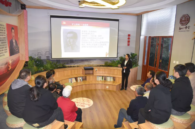 傳承紅色基因 永葆奮斗姿態(tài)——邢家村黨支部到集團(tuán)開(kāi)展開(kāi)放式組織生活0